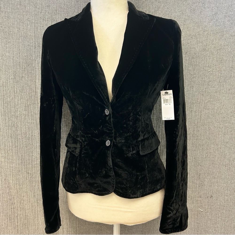 New W/ Tags TAHARI 100% Polyester Blazer